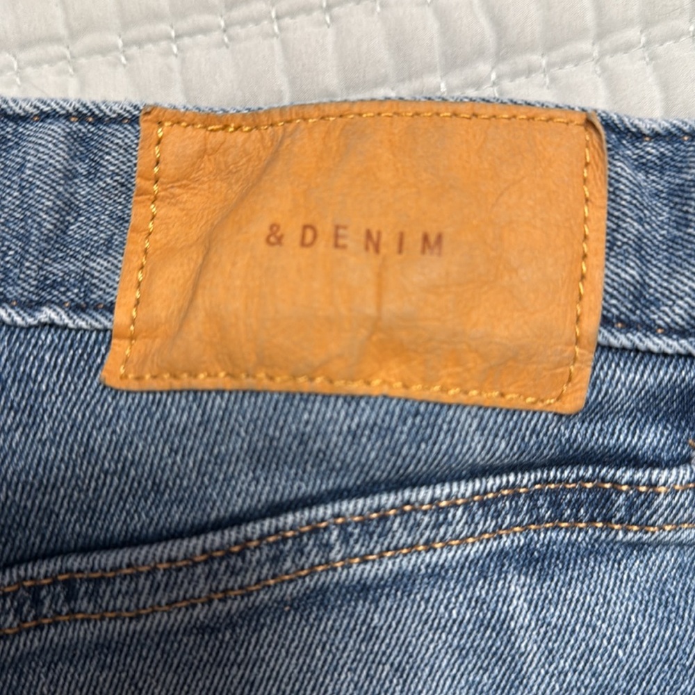 H&M Jeans - Picture 2 of 5
